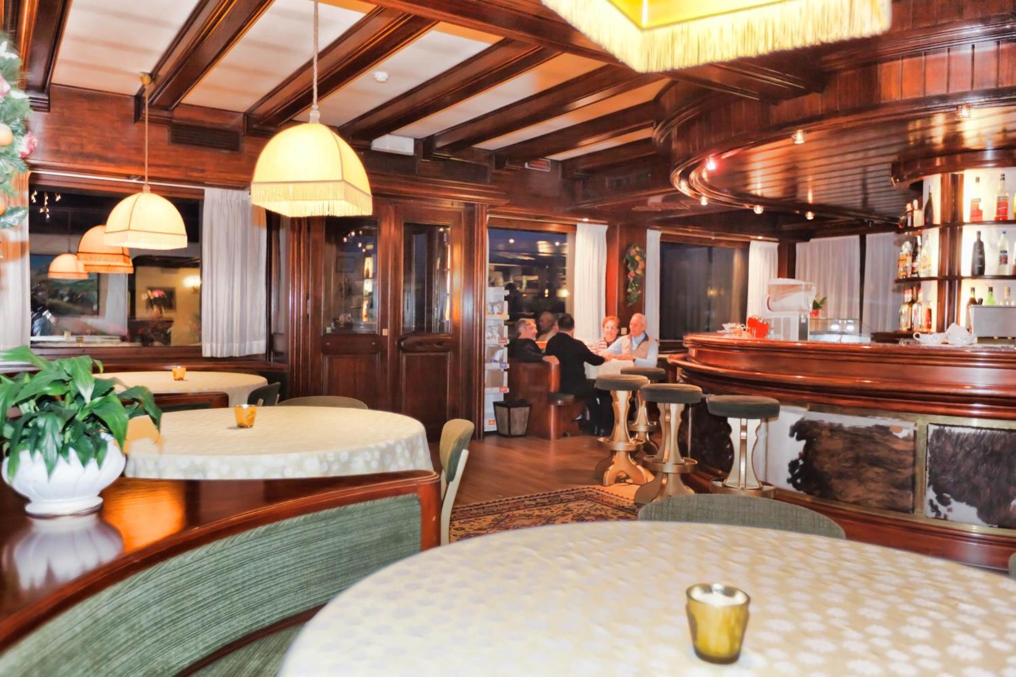 Hotel Corona Val di Zoldo Esterno foto